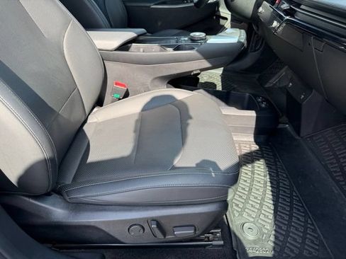 Used 2022 Kia EV6 Wind w/ Wind Technology Package AWD/4WD image 14