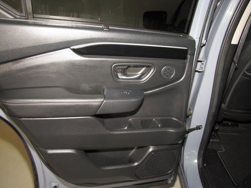 Certified 2023 Honda Pilot Touring image 14