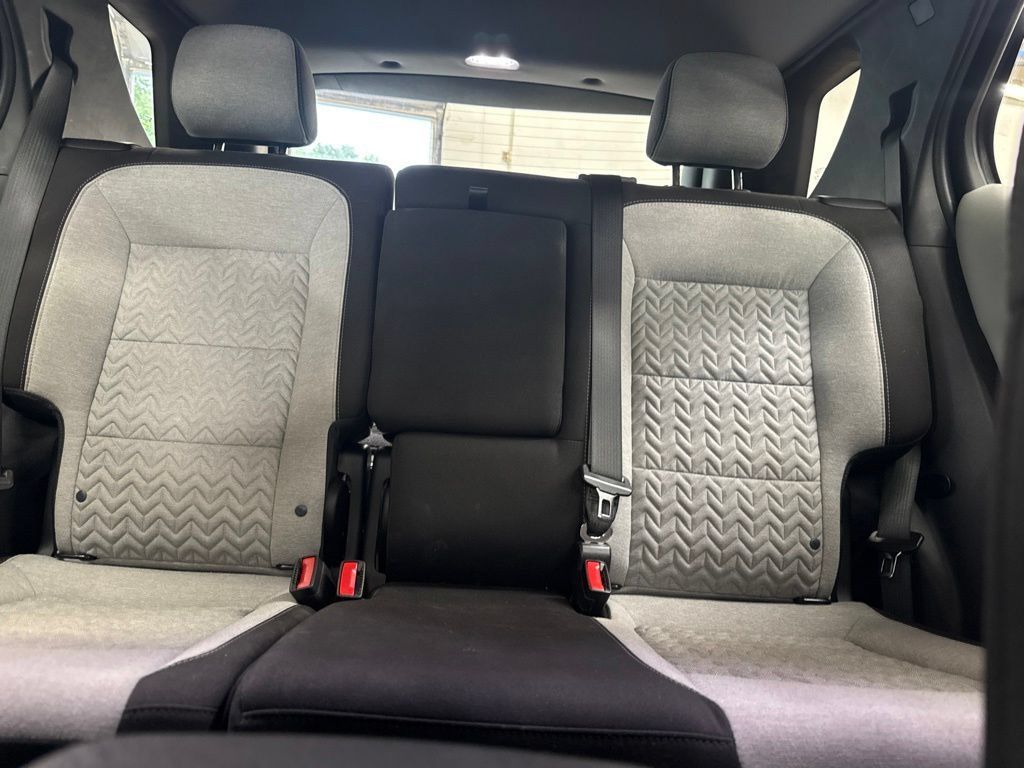 Used 2024 Chevrolet Equinox LS FWD image 23