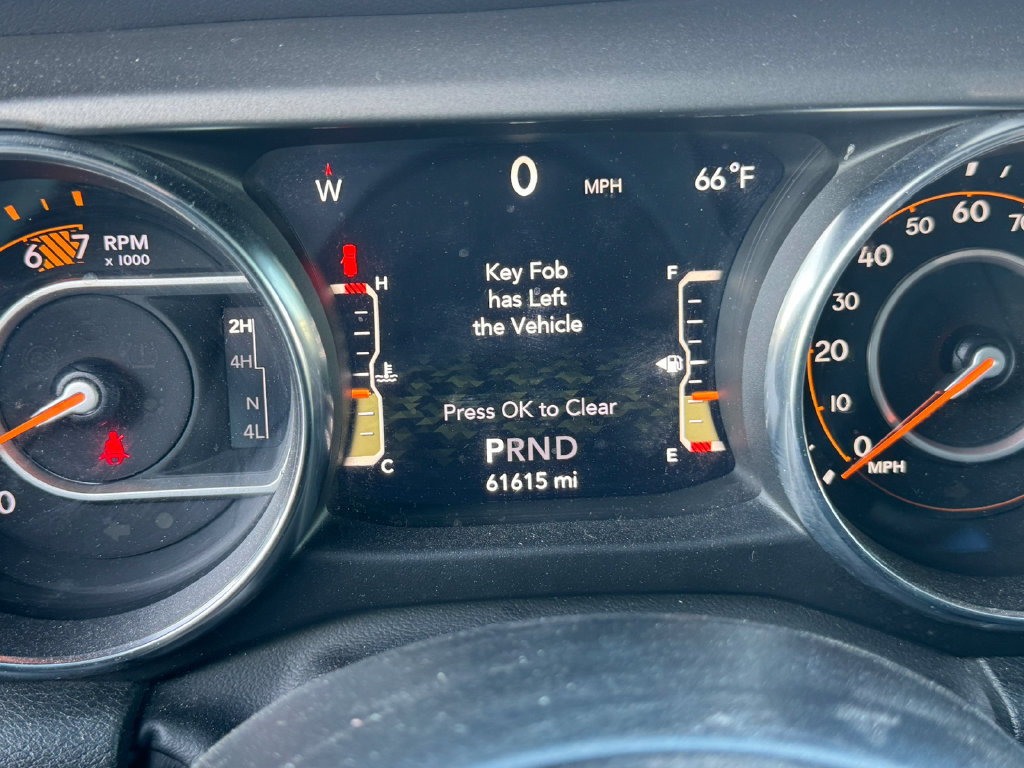 Used 2022 Jeep Wrangler Sport AWD/4WD image 15