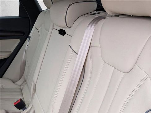 Used 2023 Audi Q5 2.0T Premium Plus w/ Premium Plus Package image 18