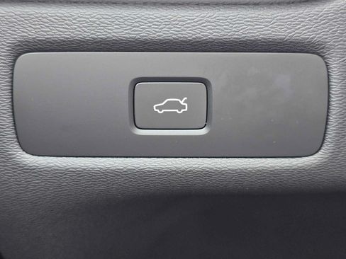 Used 2026 Volvo XC60 B5 Ultra w/ Protection Package Premier AWD/4WD image 33