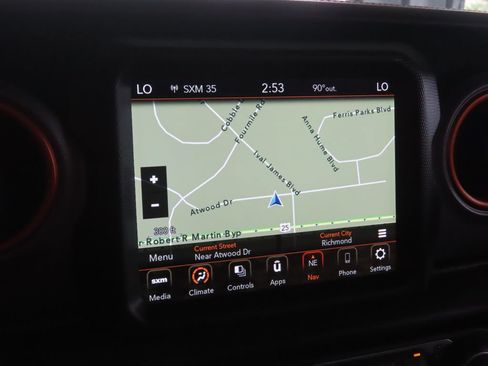 Used 2022 Jeep Gladiator Mojave w/ LED Lighting Group AWD/4WD image 43