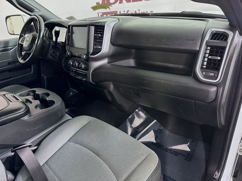 Used 2022 RAM 3500 Big Horn image 32