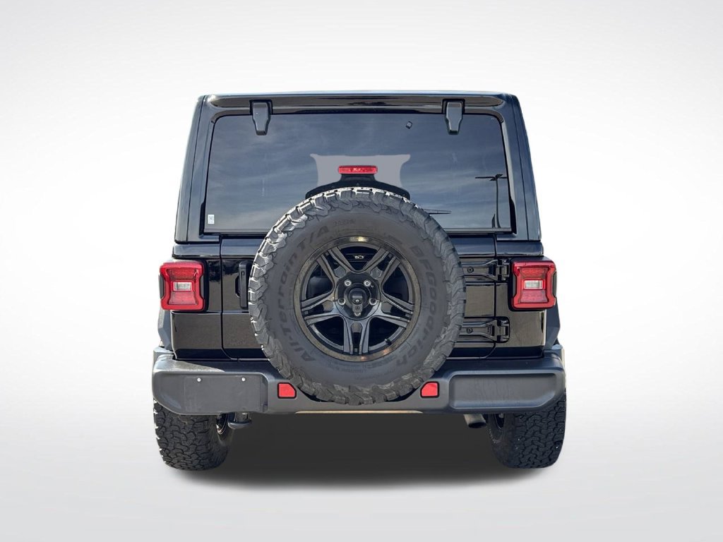 Used 2024 Jeep Wrangler Unlimited Sahara AWD/4WD image 4