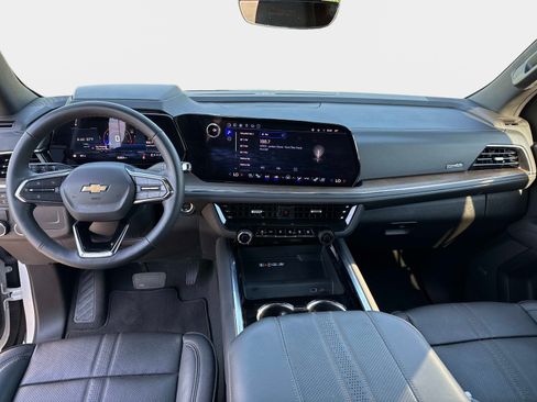 Used 2025 Chevrolet Tahoe High Country RWD image 20