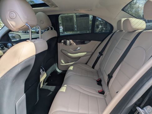 Used 2021 Mercedes-Benz C 300 Sedan image 13