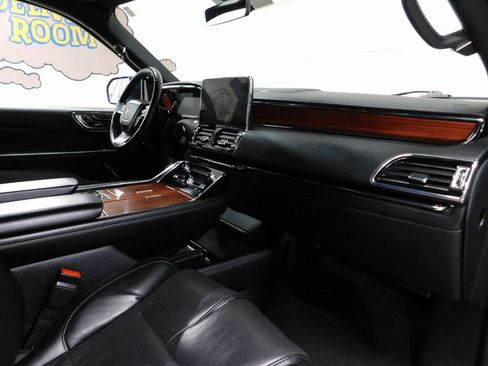 Used 2021 Lincoln Navigator L Reserve image 95