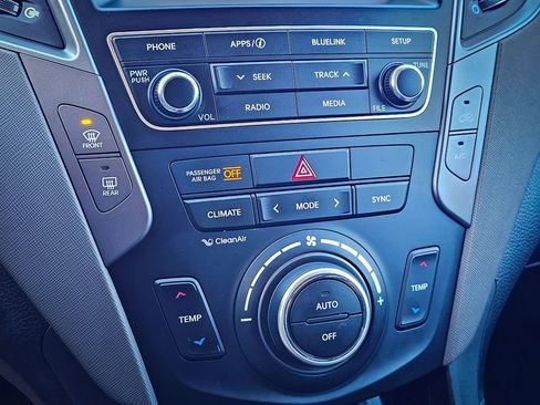 Used 2017 Hyundai Santa Fe Sport image 23