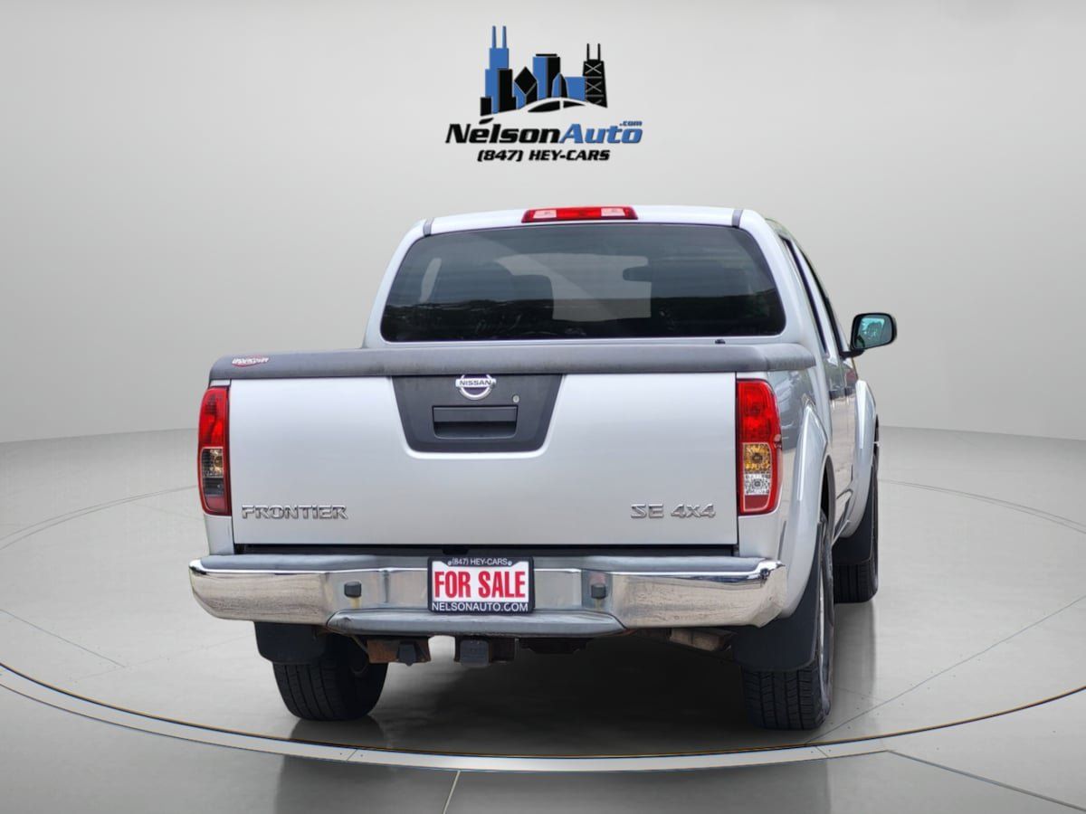 Used 2010 Nissan Frontier SE AWD/4WD image 5