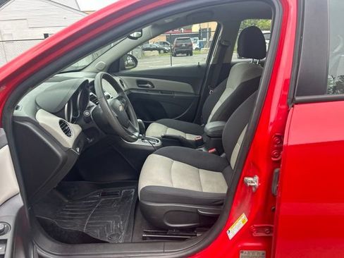 Used 2016 Chevrolet Cruze LS FWD image 7