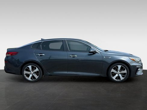 Used 2020 Kia Optima S FWD image 4