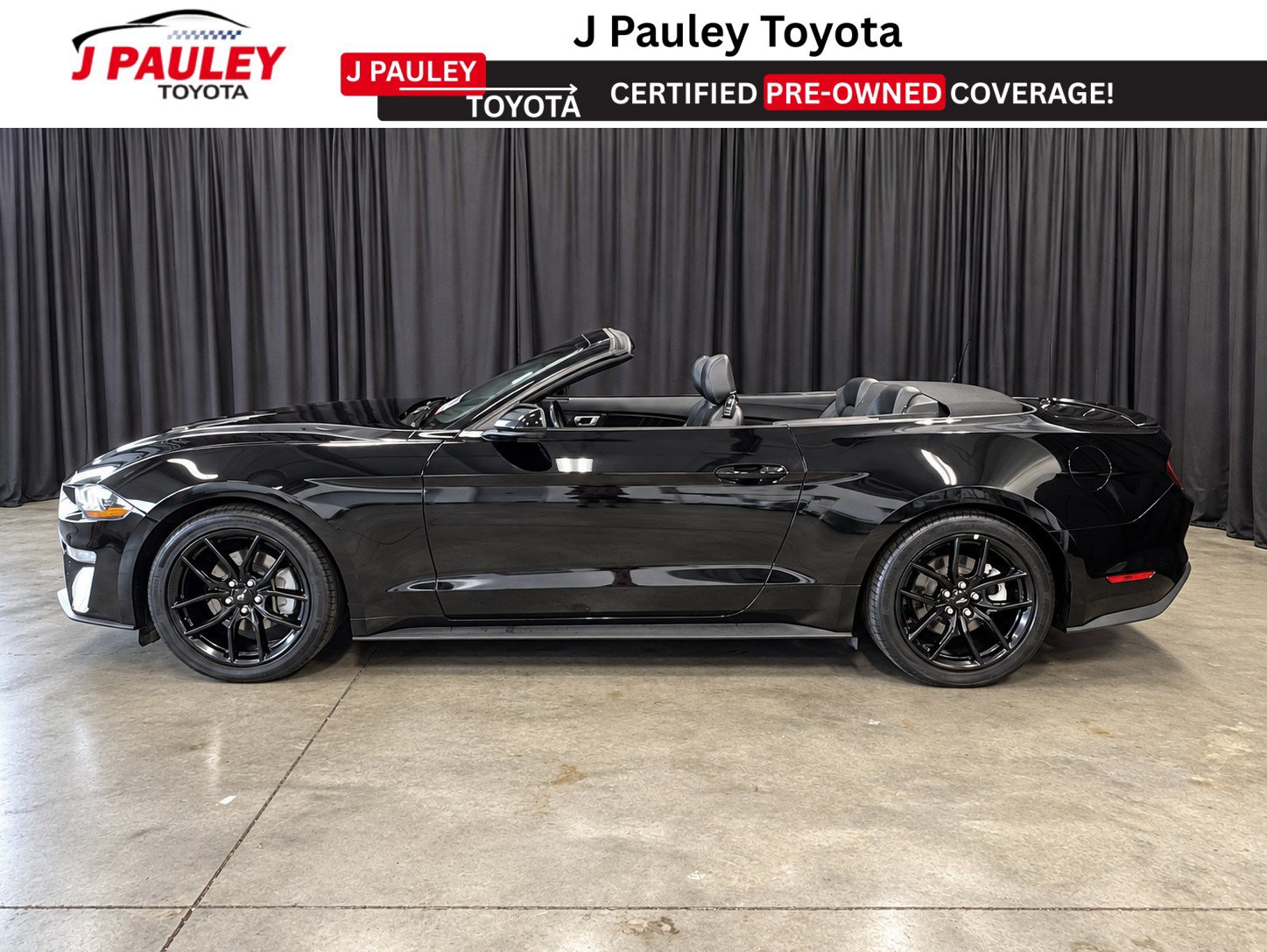 Used 2023 Ford Mustang Premium RWD image 4