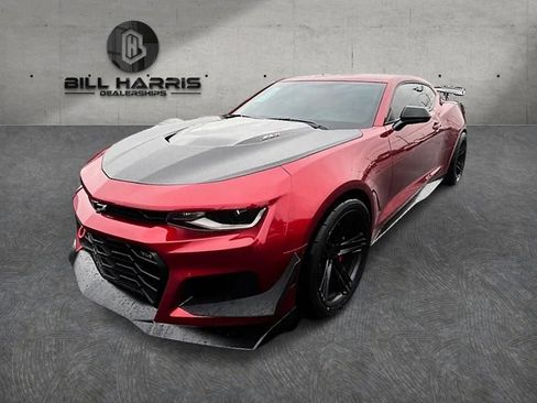 Used 2021 Chevrolet Camaro ZL1 RWD image 1