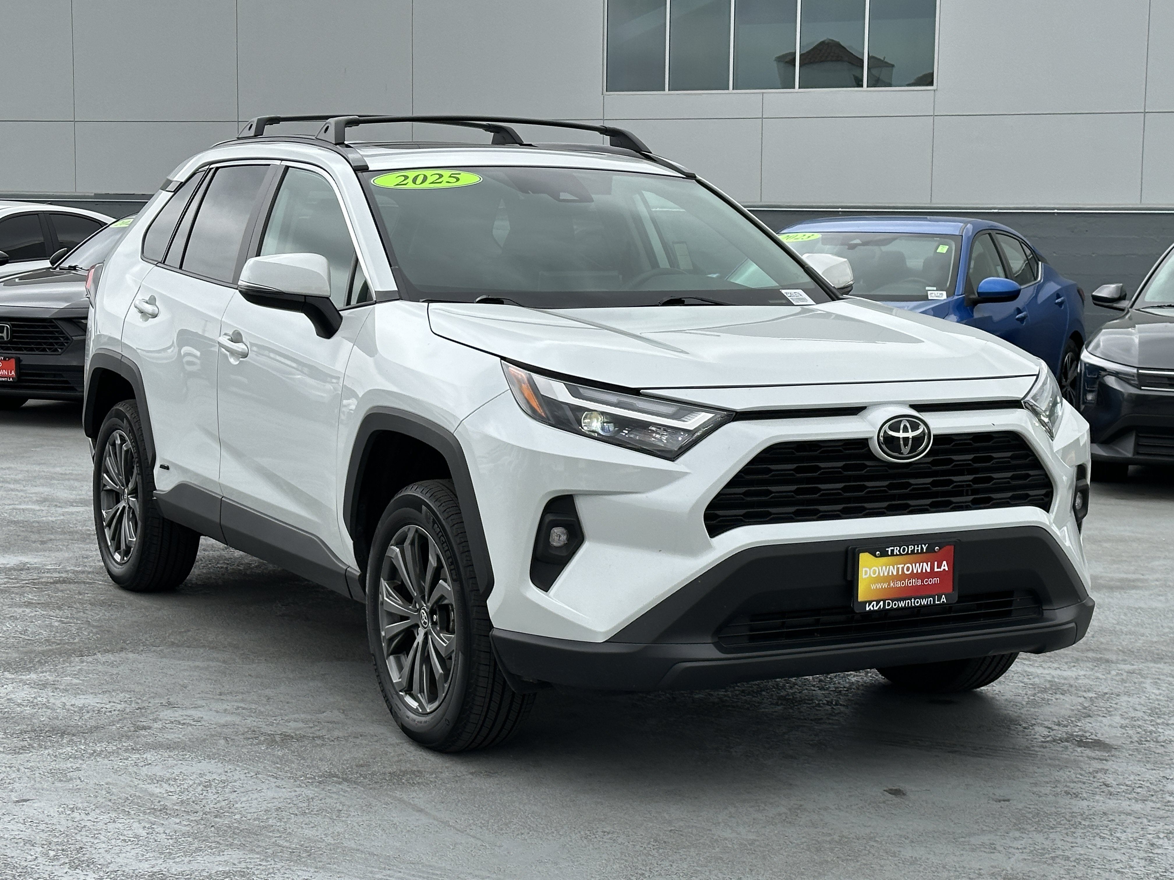 Used 2025 Toyota RAV4 XLE Premium AWD/4WD image 10