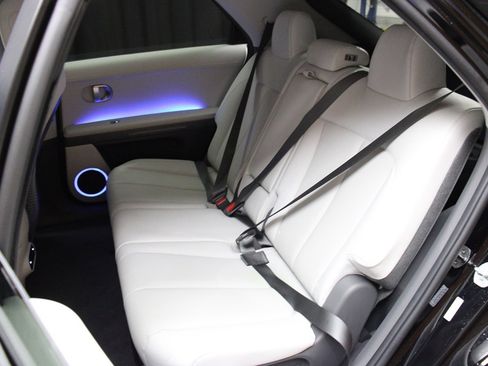 Used 2024 Hyundai Ioniq 5 Limited image 37