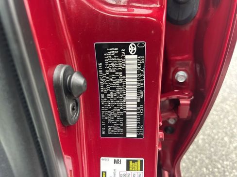 Used 2022 Toyota Corolla LE image 31