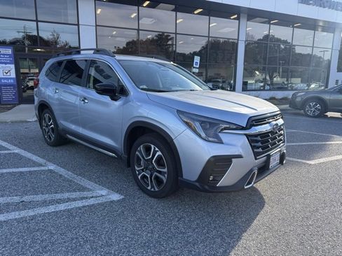 Used 2025 Subaru Ascent Touring image 7