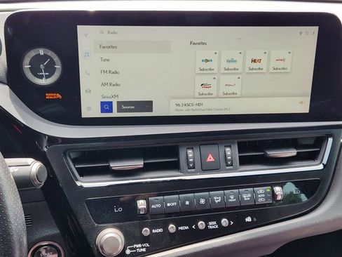 Used 2023 Lexus ES 350 F Sport w/ Accessory Package (Z2) image 14