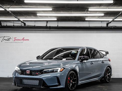 Used 2024 Honda Civic Type R image 1