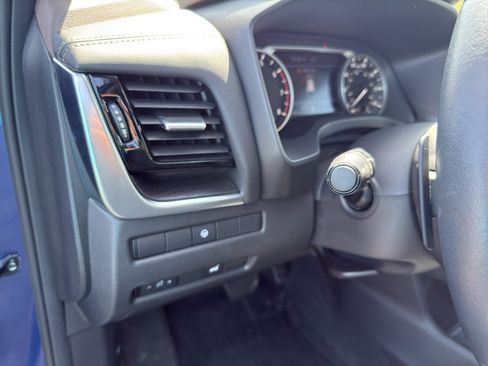 Certified 2021 Nissan Rogue SL AWD/4WD image 14