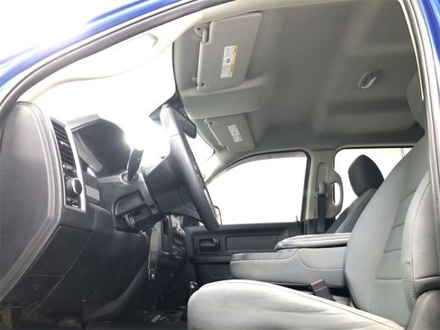 Used 2018 RAM 3500 Tradesman w/ Chrome Appearance Group image 11