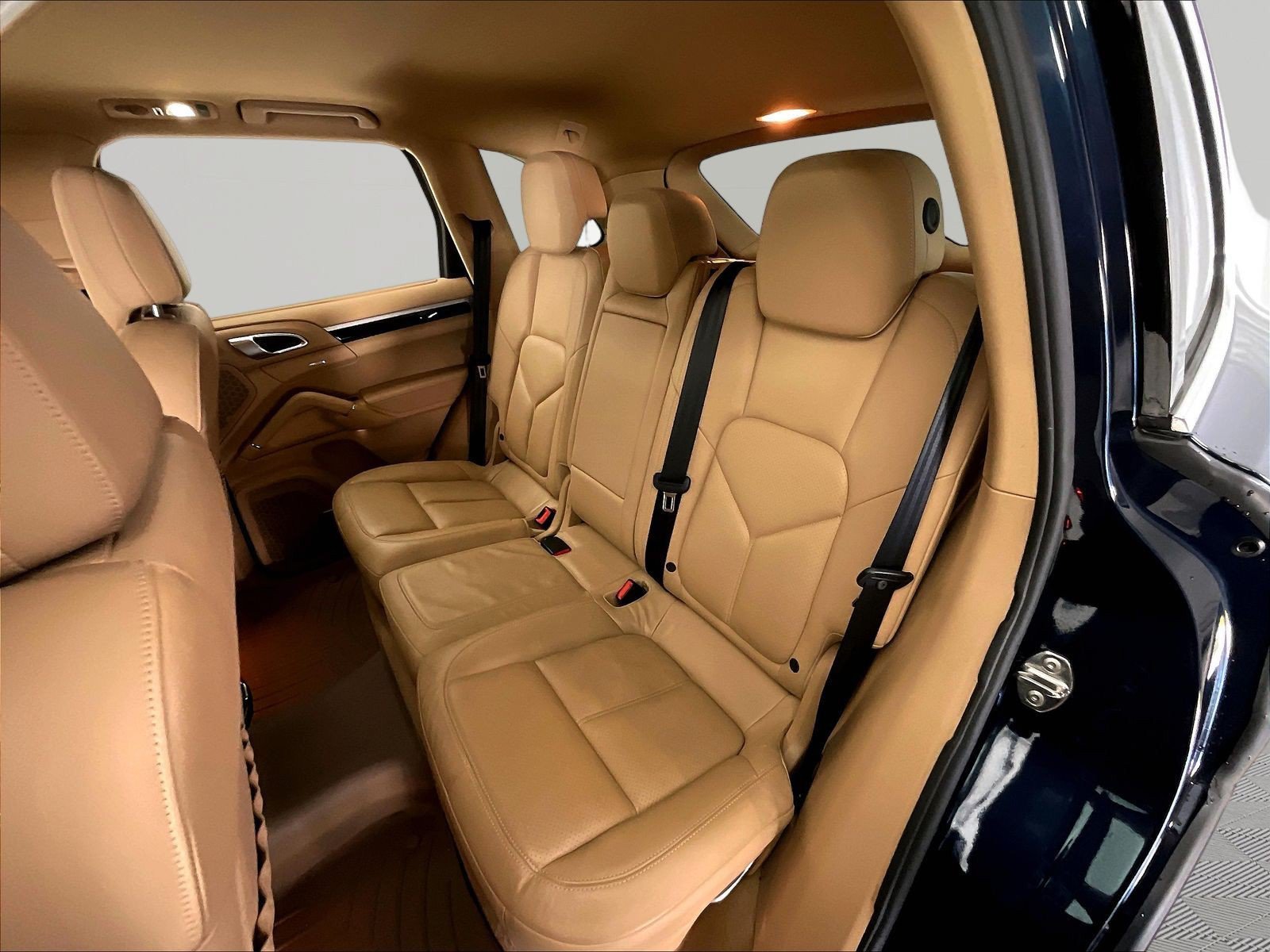 Used 2012 Porsche Cayenne AWD/4WD image 22