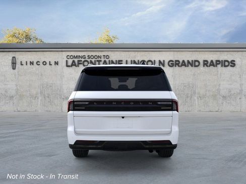 New 2026 Lincoln Navigator L Black Label AWD/4WD image 5