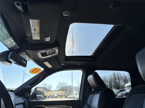 Used 2019 RAM 2500 Laramie image 28