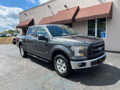 Used 2016 Ford F150 XL w/ Equipment Group 101A Mid image 3