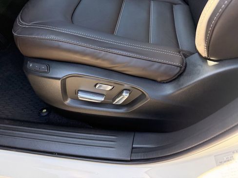 Used 2024 MAZDA CX-5 Signature image 11