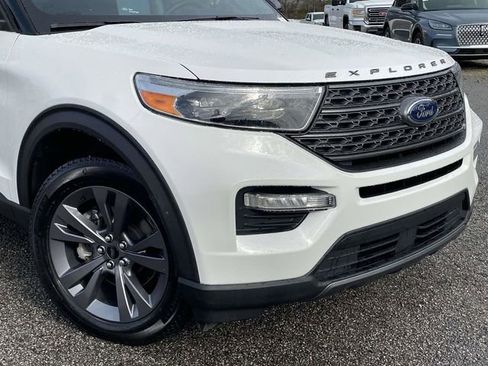 Certified 2023 Ford Explorer XLT w/ Equipment Group 202A image 9
