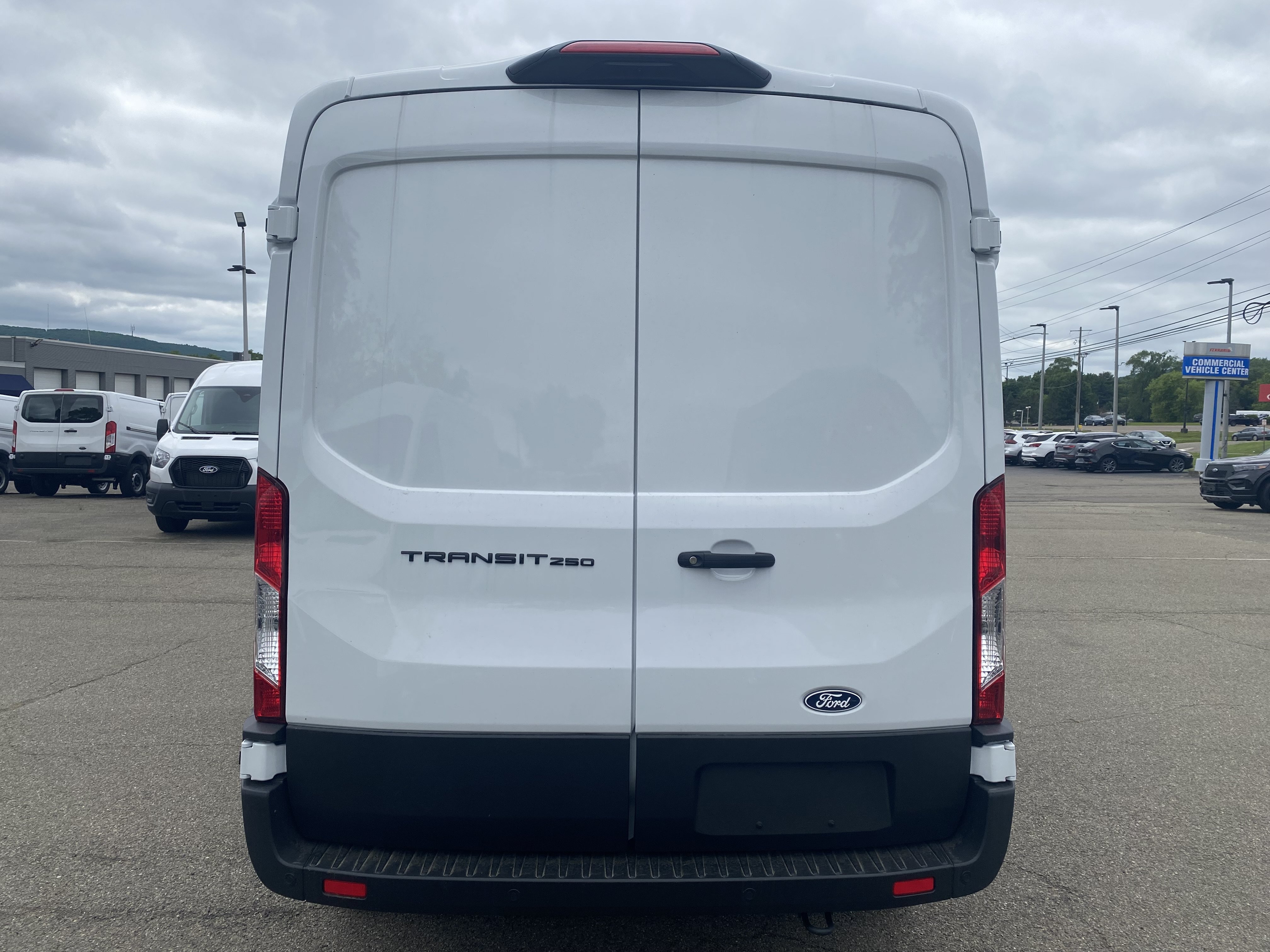 New 2026 Ford Transit 250 148 Medium Roof RWD image 6