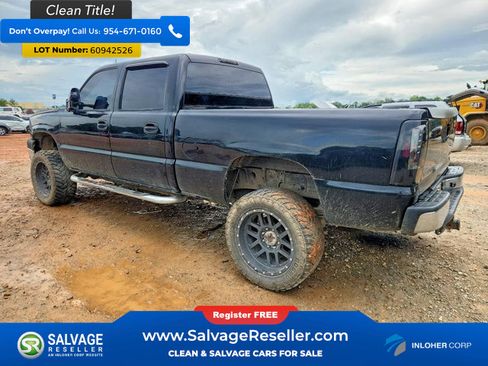 Used 2005 Chevrolet Silverado 2500 LT w/ Heavy-Duty Power Package AWD/4WD image 3