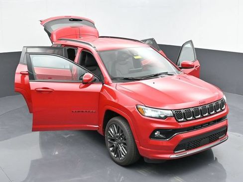 Used 2024 Jeep Compass Limited AWD/4WD image 43