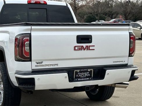 Used 2018 GMC Sierra 1500 Denali image 6