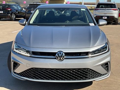 Used 2025 Volkswagen Jetta S image 3