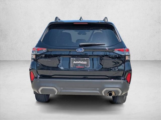Used 2025 Subaru Forester Limited AWD/4WD image 7