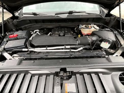 Used 2024 Chevrolet Silverado 1500 LT image 20