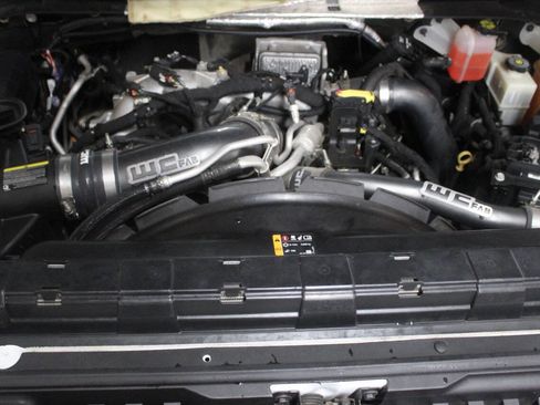 Used 2020 Chevrolet Silverado 2500 High Country w/ Technology Package AWD/4WD image 10