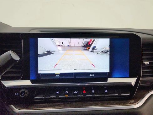 Used 2022 Chevrolet Silverado 1500 LT image 26