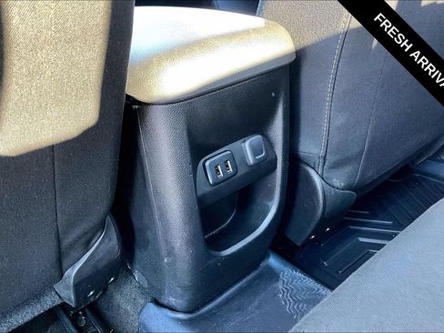 Used 2016 Chevrolet Colorado LT w/ LT Convenience Package AWD/4WD image 12