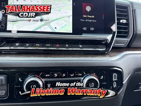 Used 2025 GMC Sierra 2500 SLE AWD/4WD image 25