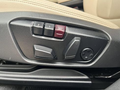 Used 2021 BMW X1 sDrive28i w/ Convenience Package FWD image 9