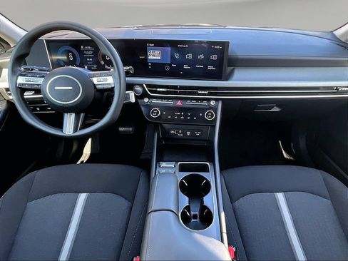 Used 2025 Hyundai Sonata SEL FWD image 9