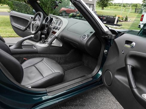 Used 2007 Pontiac Solstice Convertible w/ Premium Package RWD image 36