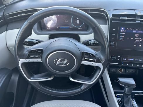 Used 2023 Hyundai Tucson SEL w/ Convenience Package AWD/4WD image 18