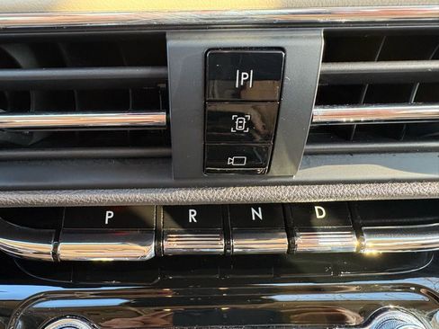 Used 2020 Lincoln Corsair Reserve w/ Equipment Group 201A image 42