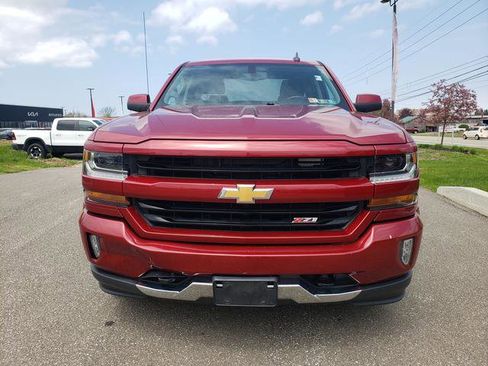 Used 2018 Chevrolet Silverado 1500 LT w/ All Star Edition AWD/4WD image 9
