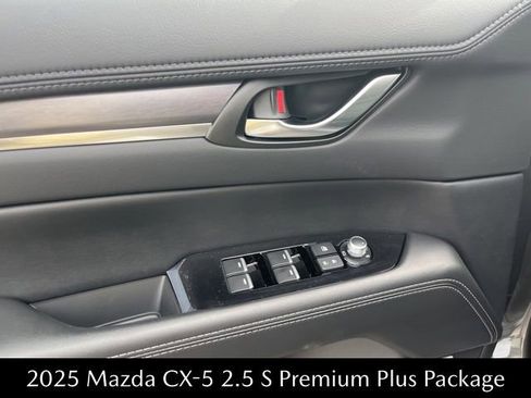 New 2025 MAZDA CX-5 AWD 2.5 S w/ Premium Plus Pkg image 7